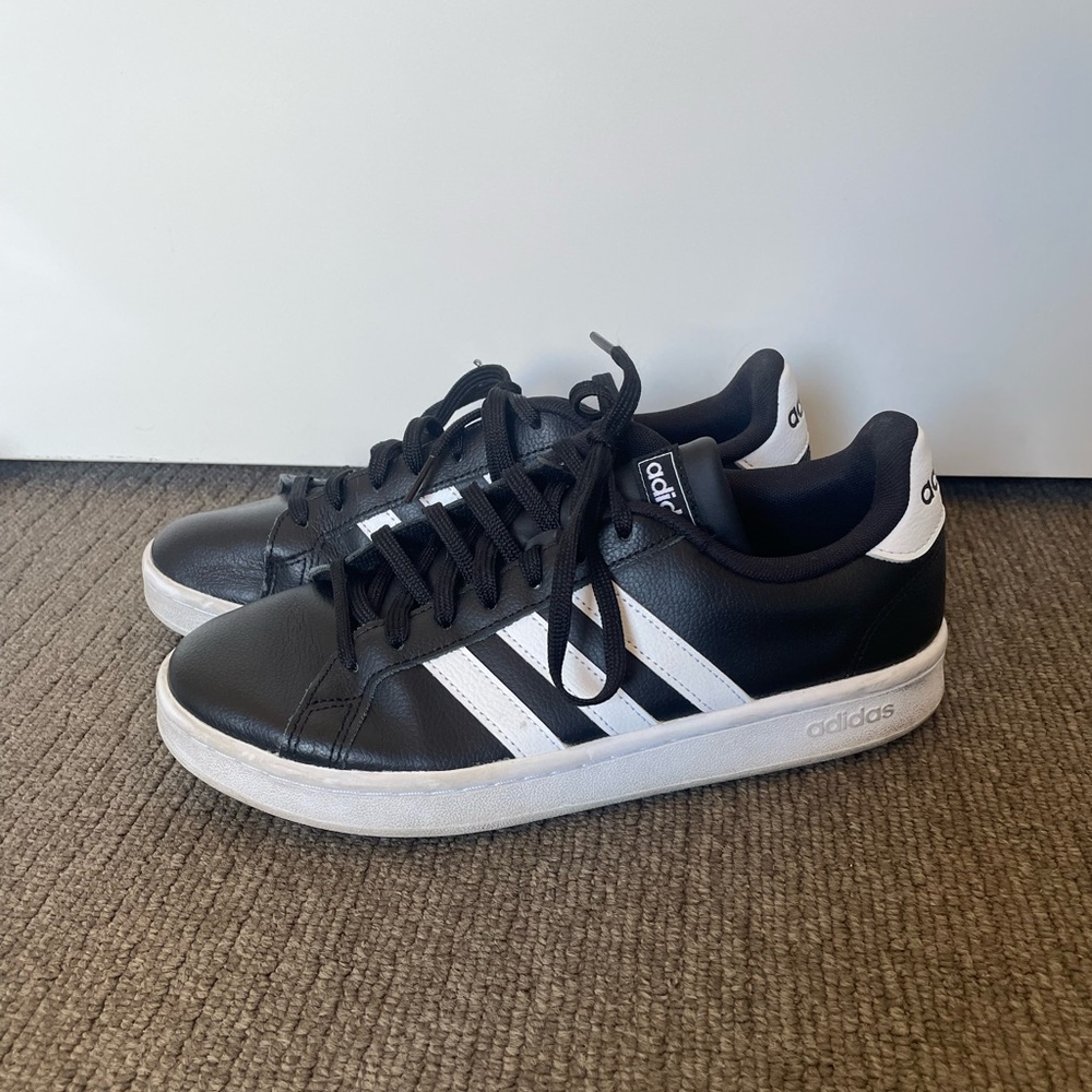 Adidas Grand Court Sneaker - Size 10 - Picture 1 of 3
